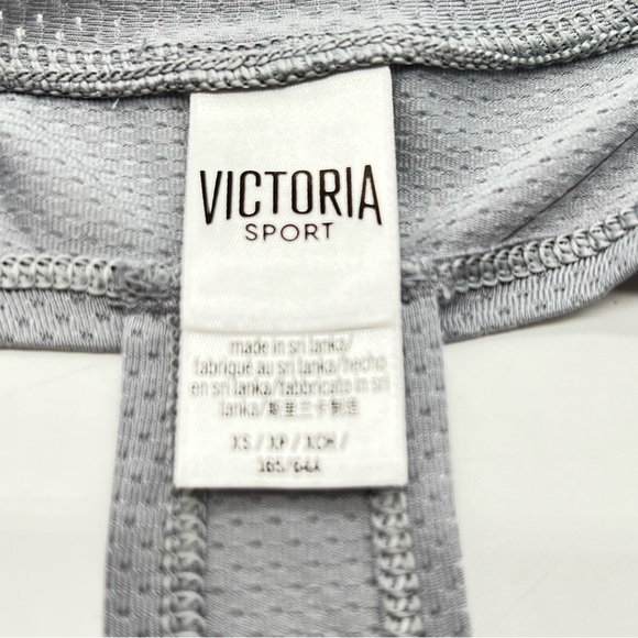 Victoria's Secret Victoria Sport Light Gray Short Open Back Sleeve Tee-Size XS - Picture 9 of 10